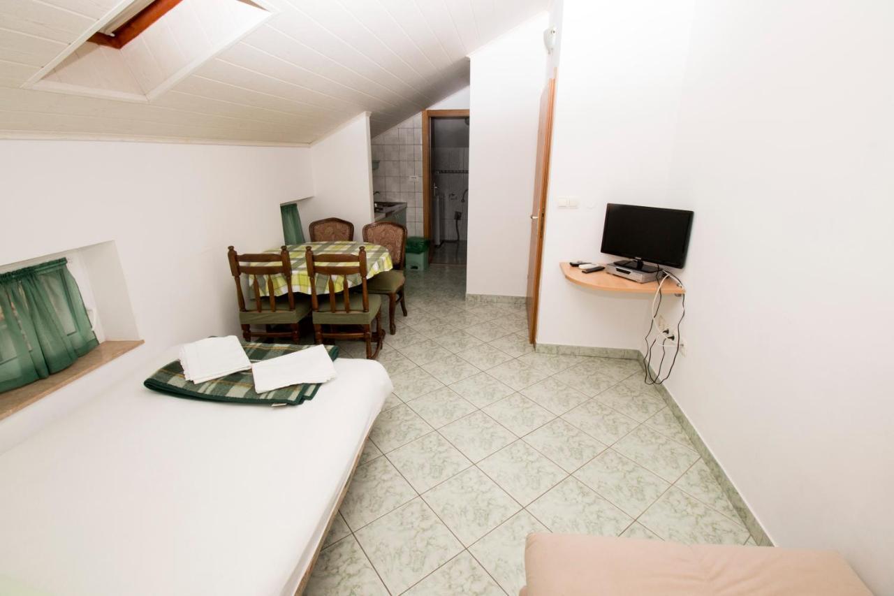 Omis - Michy Apartments 外观 照片